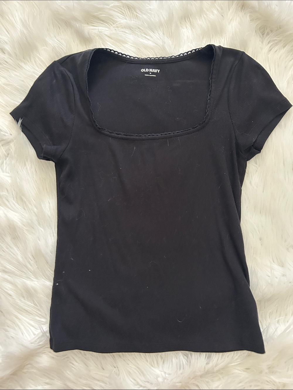 Old Navy Black Scoop Neck Short Sleeve Tee with Subtle Trim